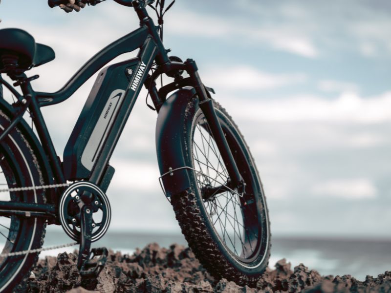 E-bike travelling mud